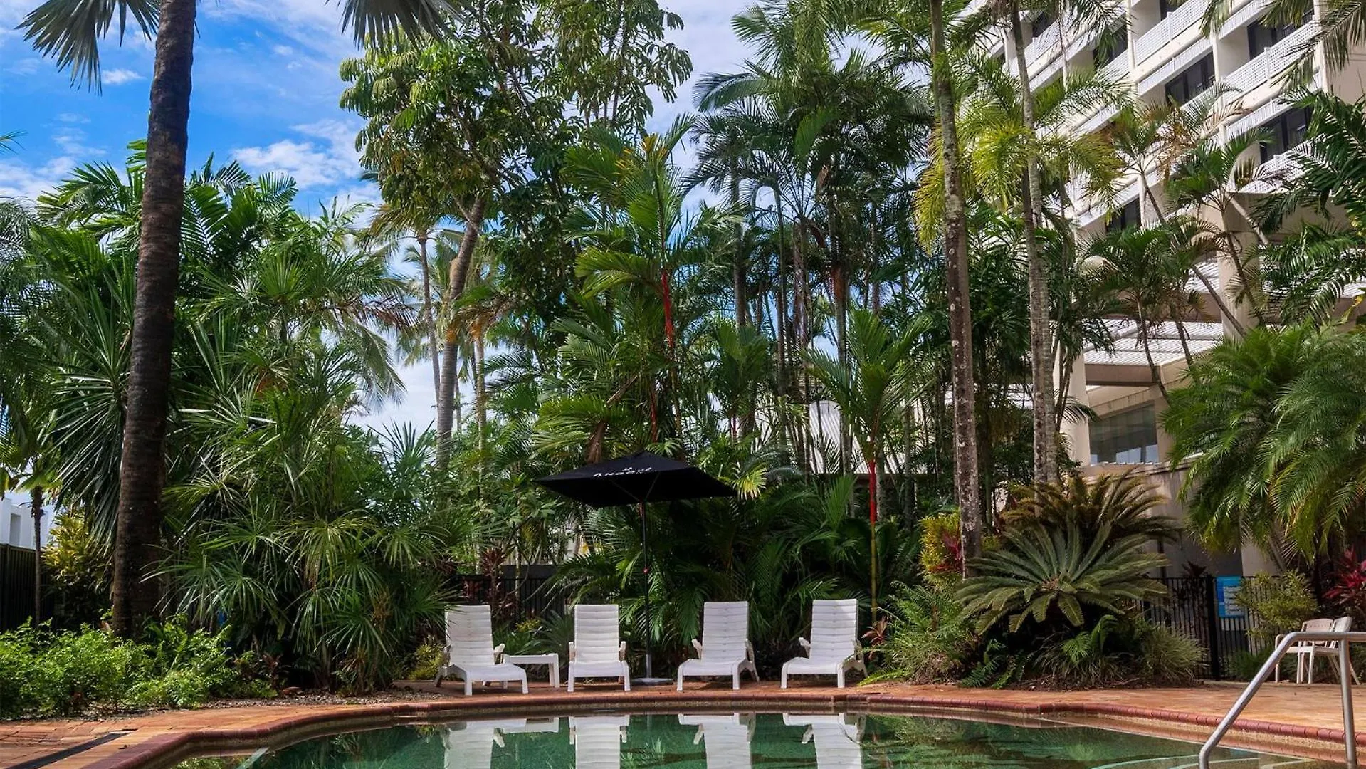 Belle Escapes Rydges Plaza Esplanade 54 With Stunning Ocean Views Apartment Cairns