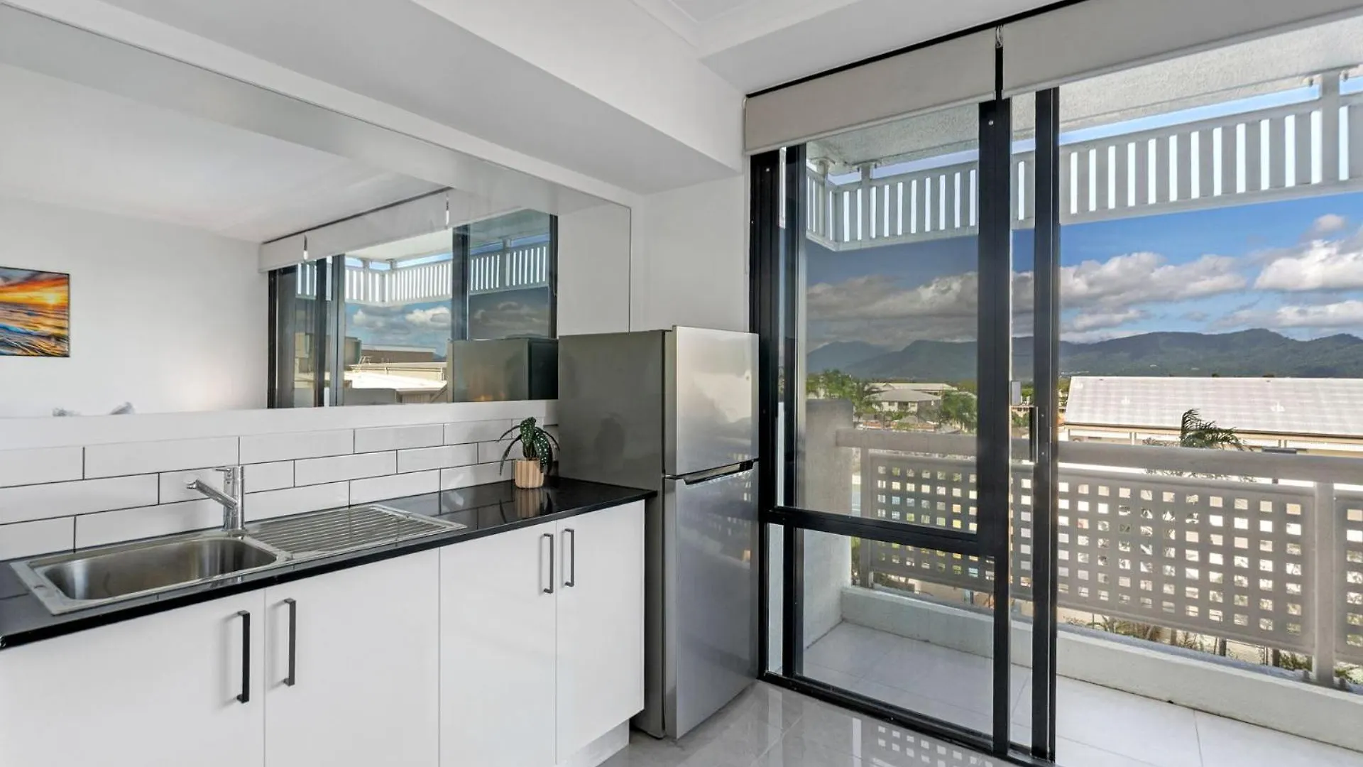 Belle Escapes Rydges Plaza Esplanade 54 With Stunning Ocean Views Apartment Cairns 0*,  Australia